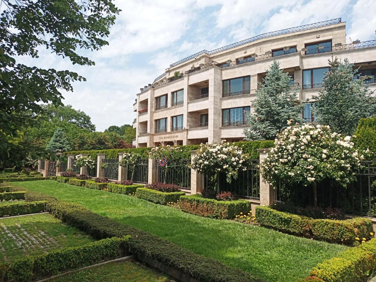 Sea Garden Lux Apartment Varna ภายนอก รูปภาพ