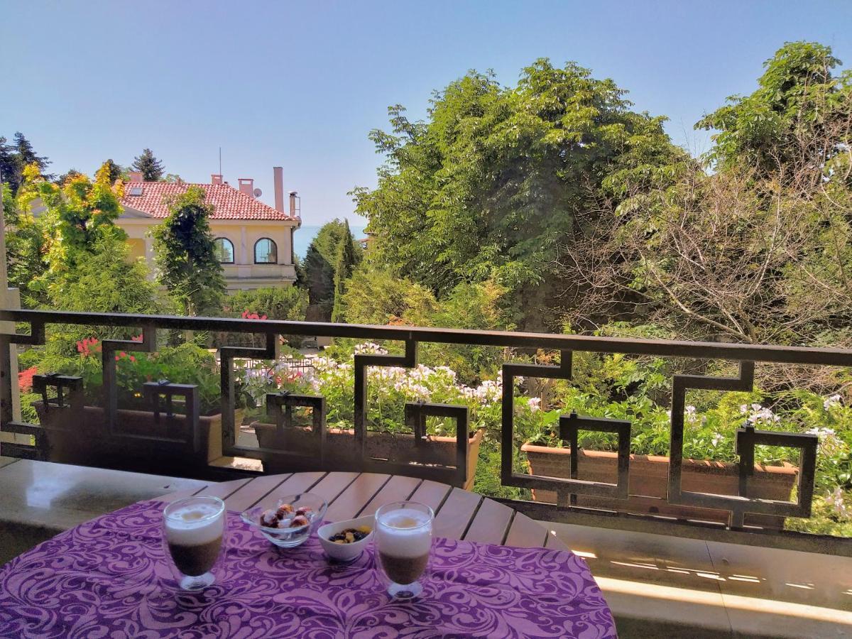 Sea Garden Lux Apartment Varna ภายนอก รูปภาพ