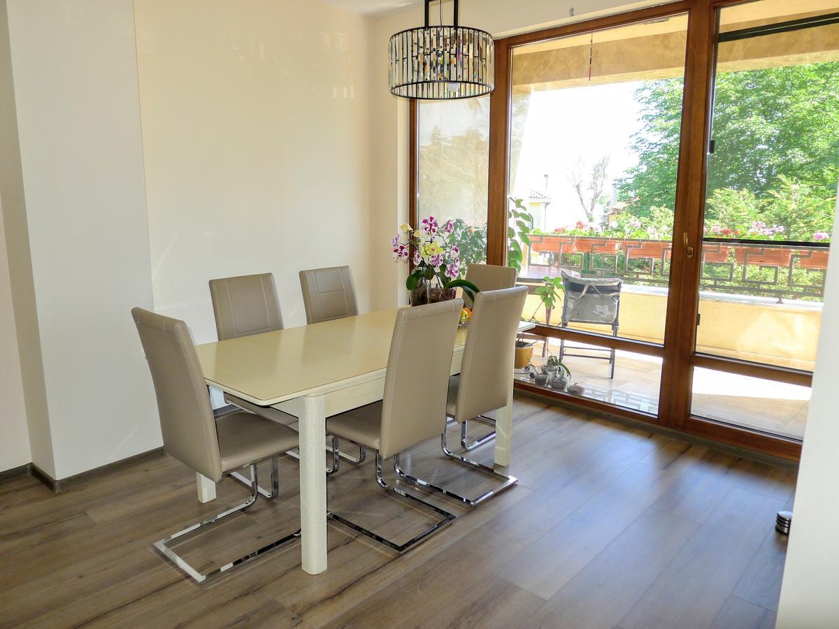 Sea Garden Lux Apartment Varna ภายนอก รูปภาพ