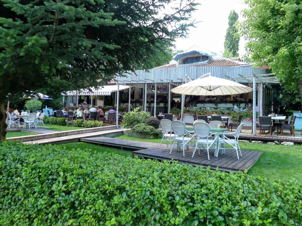 Sea Garden Lux Apartment Varna ภายนอก รูปภาพ