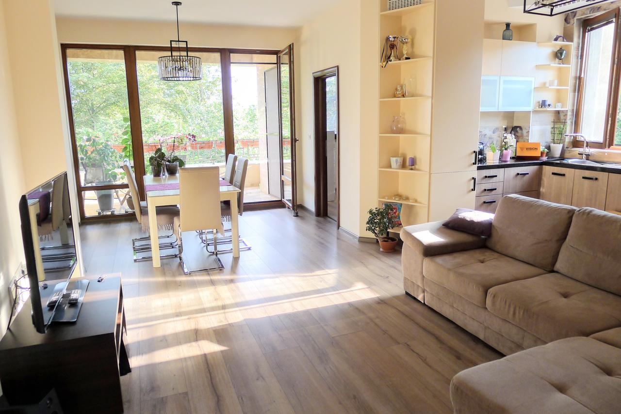 Sea Garden Lux Apartment Varna ภายนอก รูปภาพ